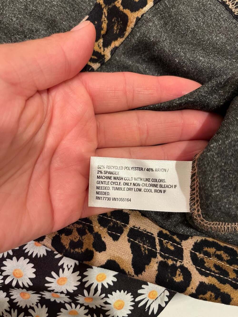 Wild Fable Leopard Print Long Sleeve Cropped Button-Down Shirt - Picture 5 of 5